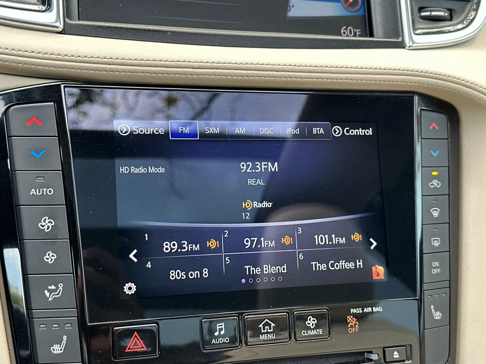 Used 2019 INFINITI QX50 Essential w/ Premium Heat Package FWD image 18