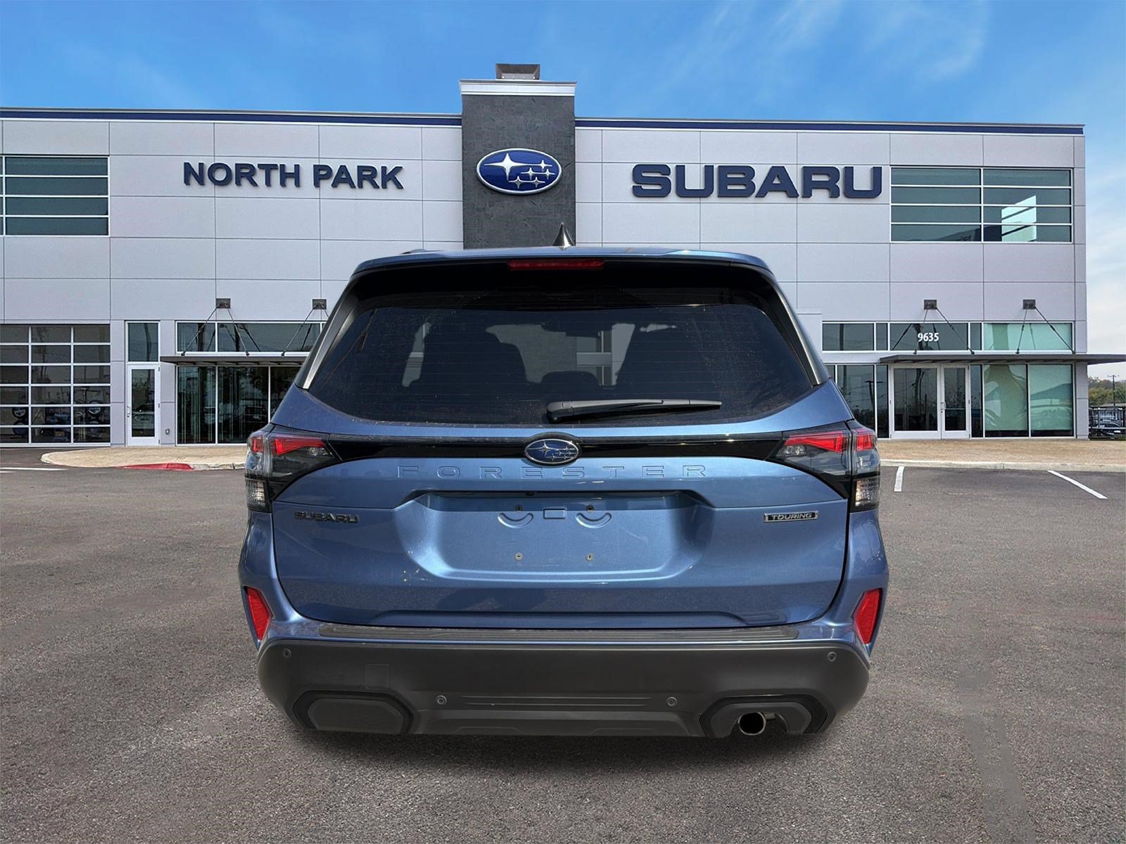 Certified 2025 Subaru Forester Touring AWD/4WD image 4