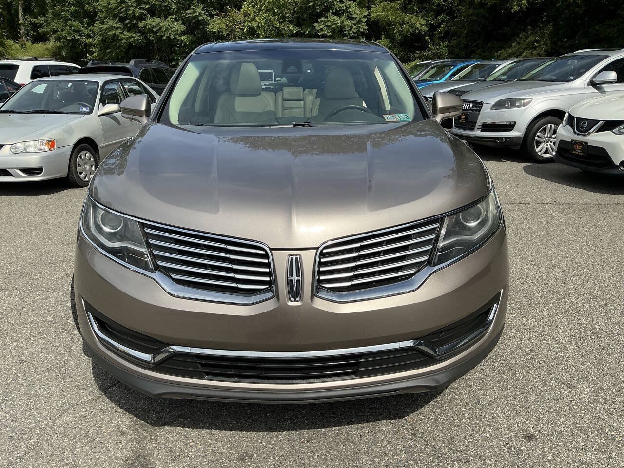 Used 2018 Lincoln MKX Reserve w/ Lincoln MKX Climate Package AWD/4WD image 2