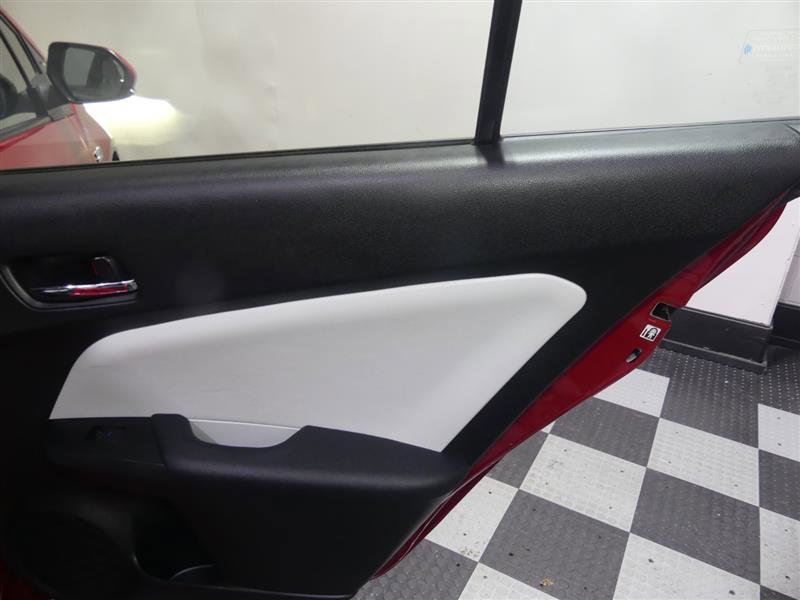 Used 2021 Toyota Prius Prime XLE image 25