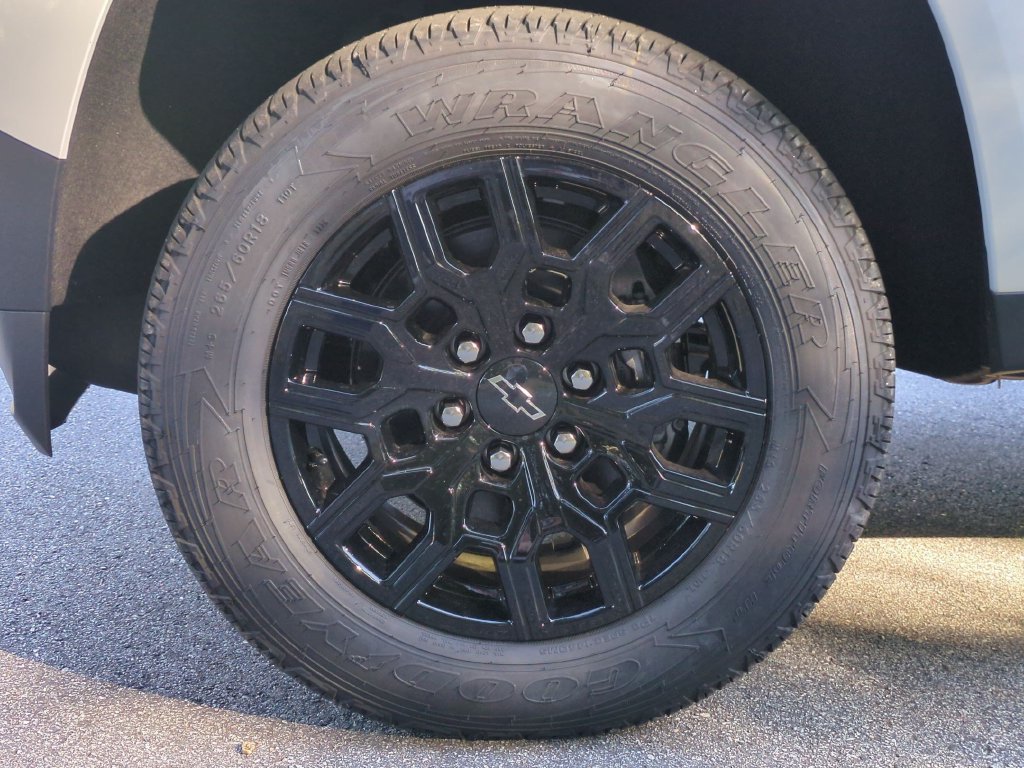 New 2026 Chevrolet Colorado W/T w/ WT Custom Package RWD image 10