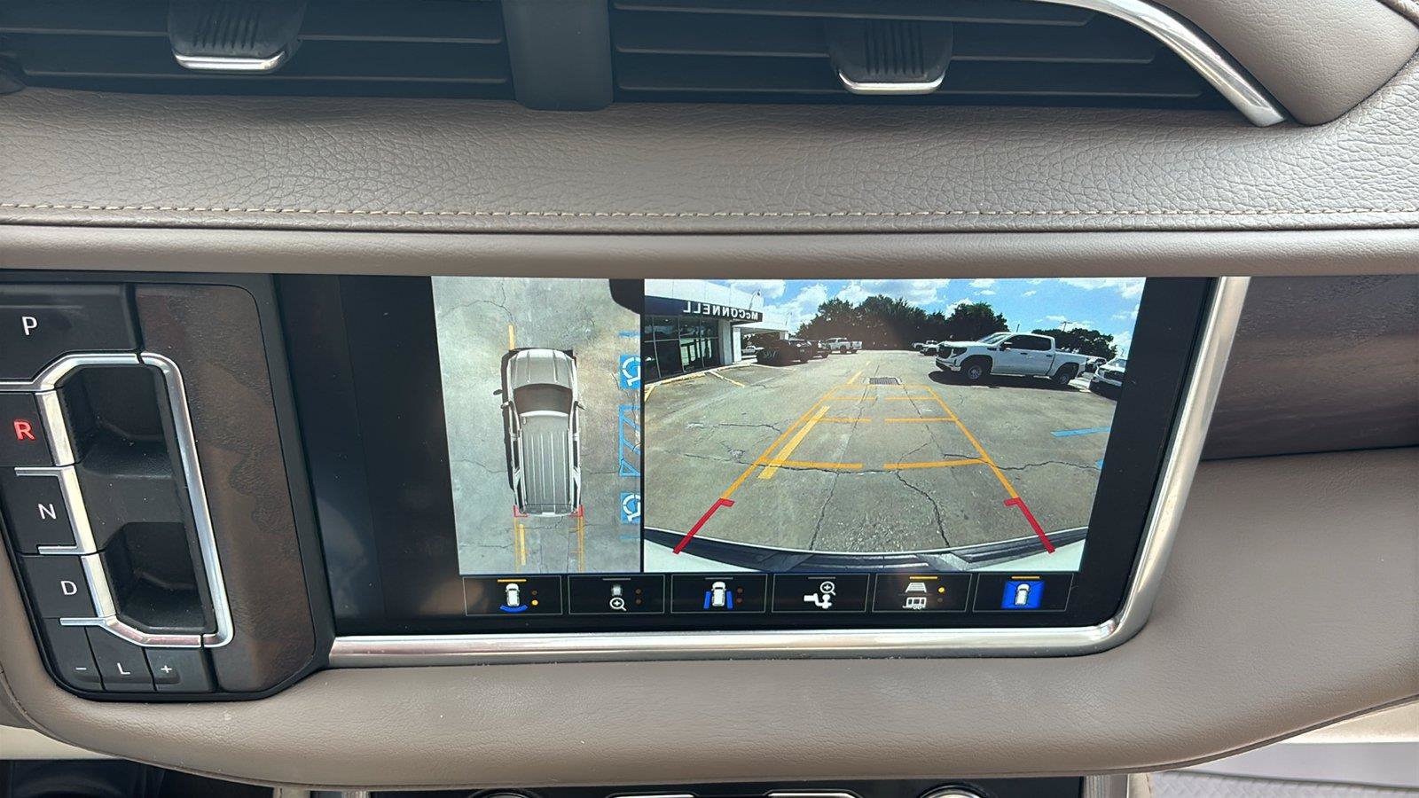 Certified 2023 GMC Yukon XL Denali RWD image 39