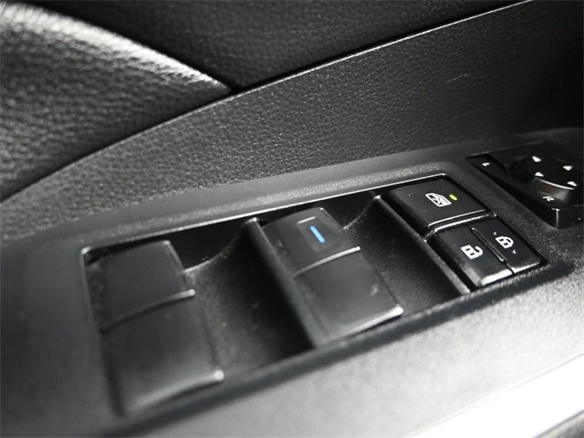 Used 2021 Toyota RAV4 LE image 29