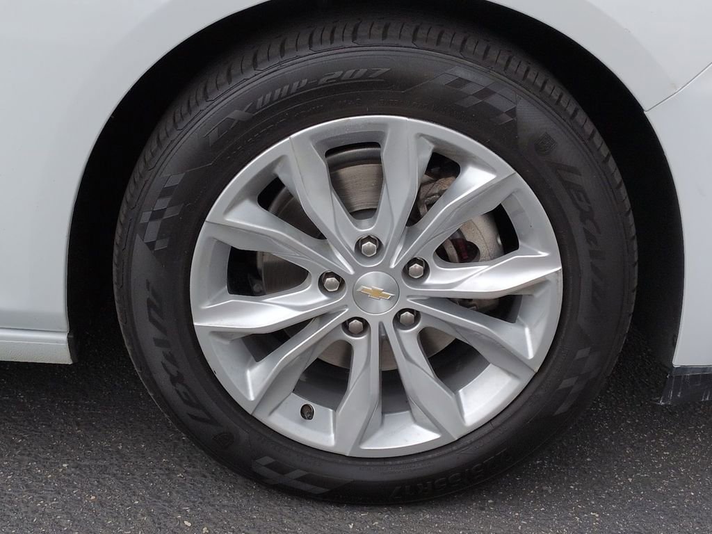 Used 2024 Chevrolet Malibu LT FWD image 43
