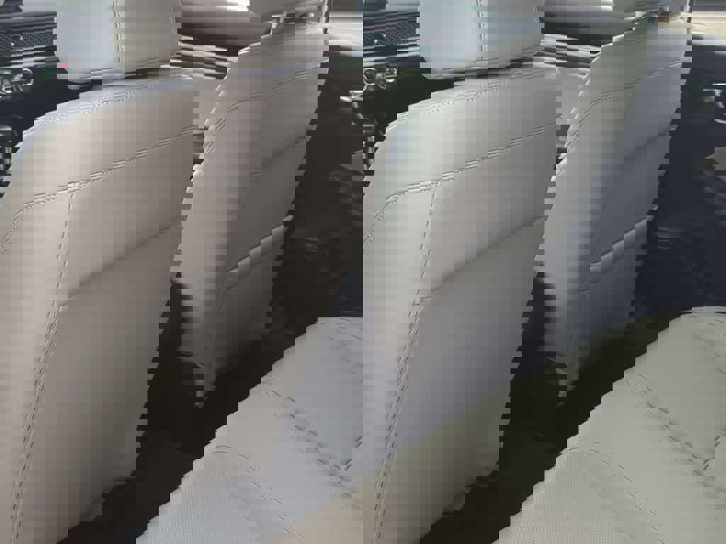 Used 2023 Honda Civic EX-L image 17