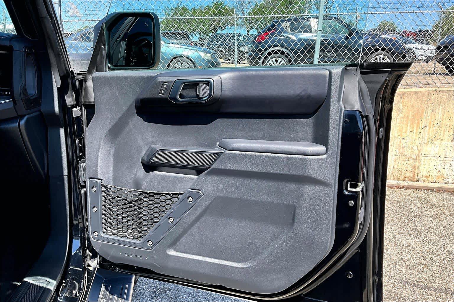 Used 2025 Ford Bronco Outer Banks AWD/4WD image 23