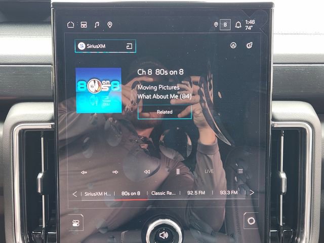 Used 2026 GMC Yukon Denali w/ Sun & Power Step Package AWD/4WD image 17