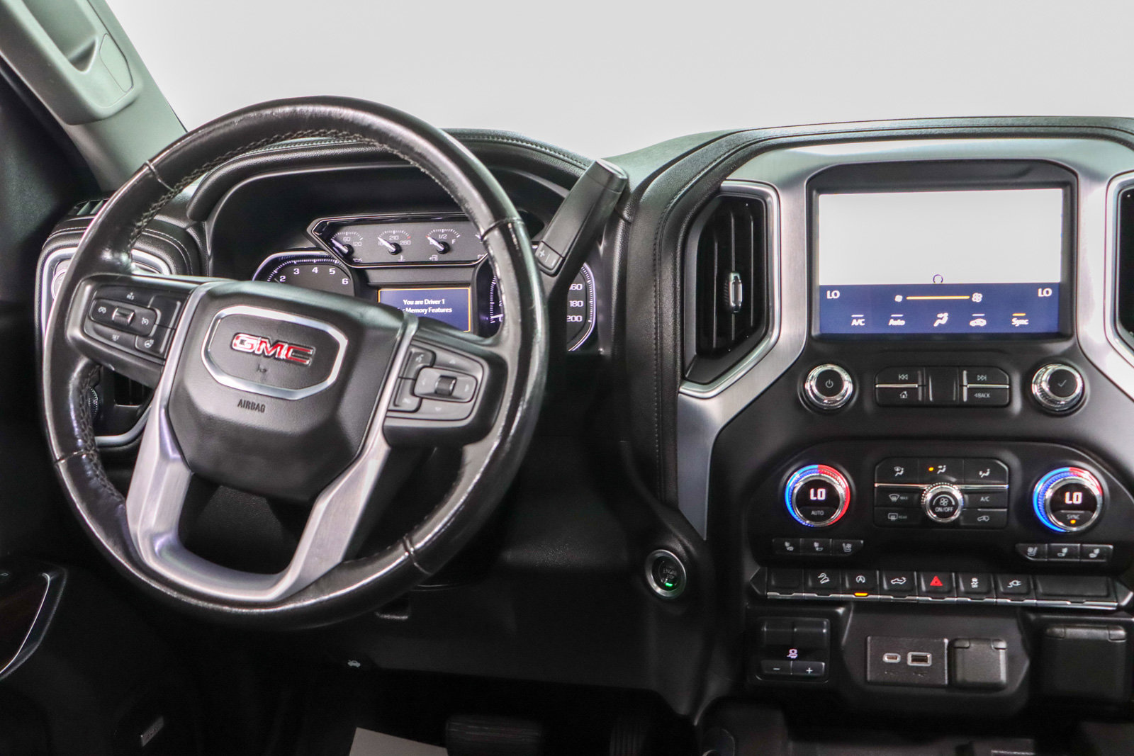 Used 2021 GMC Sierra 1500 SLT image 18