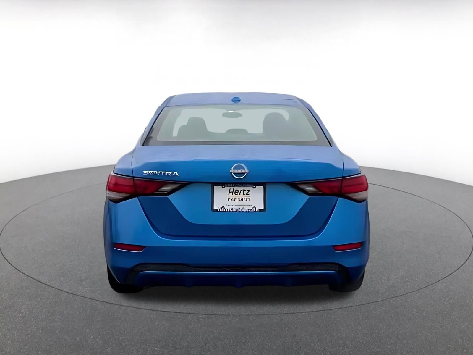 Used 2025 Nissan Sentra SV FWD image 14