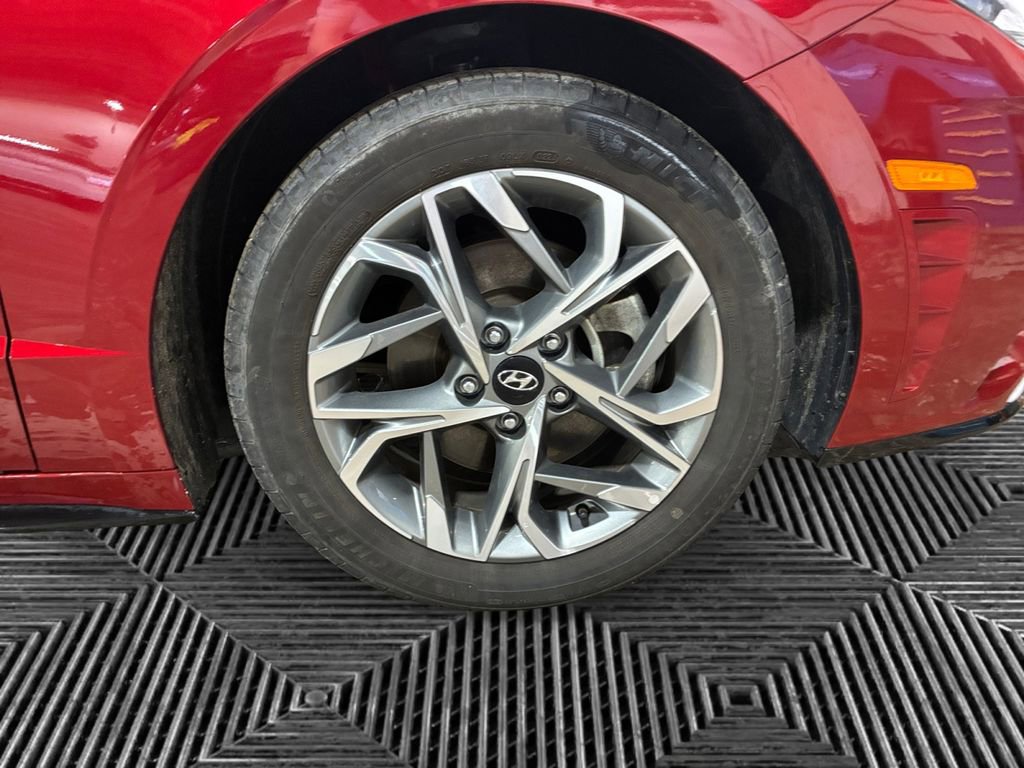 Used 2023 Hyundai Sonata SEL image 16