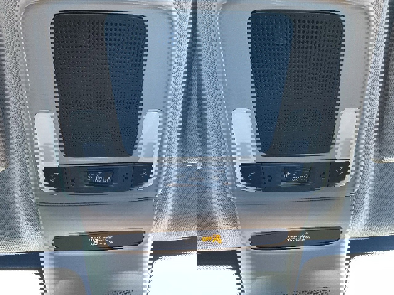 Used 2025 Honda HR-V LX image 28