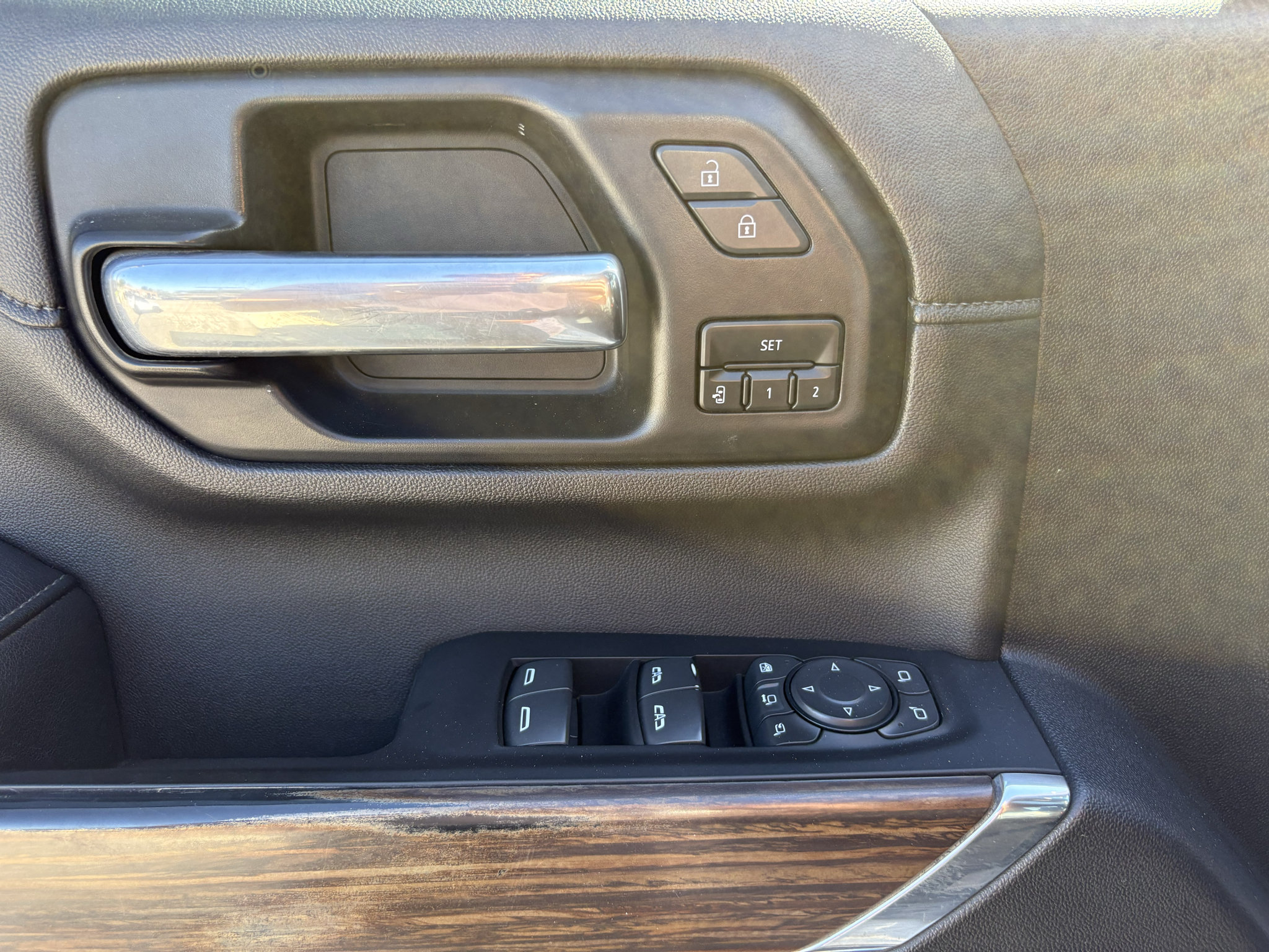 Used 2022 Chevrolet Silverado 3500 High Country AWD/4WD image 20