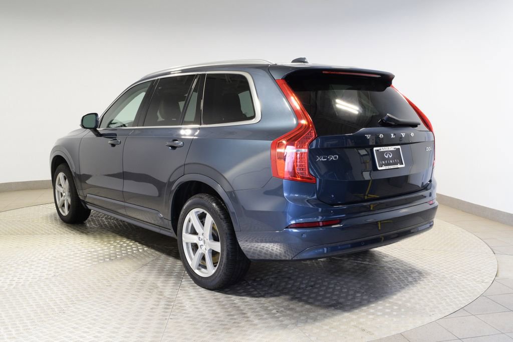 Used 2023 Volvo XC90 B5 Core image 10