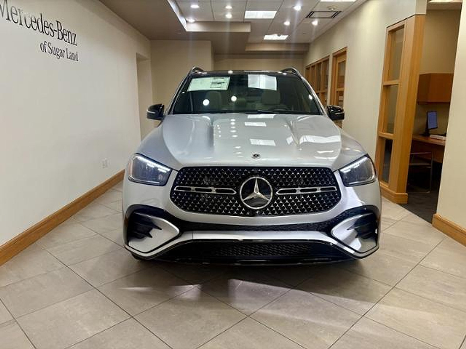 New 2026 Mercedes-Benz GLE 350 4MATIC image 2