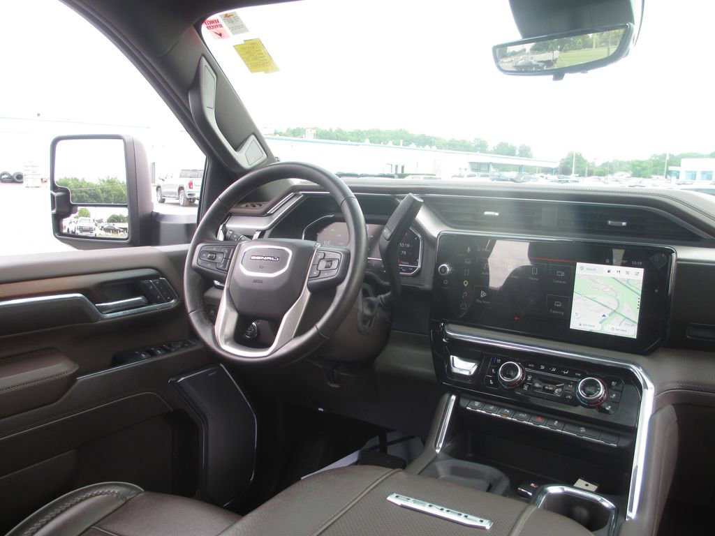Used 2024 GMC Sierra 2500 Denali w/ Denali Reserve Package AWD/4WD image 31