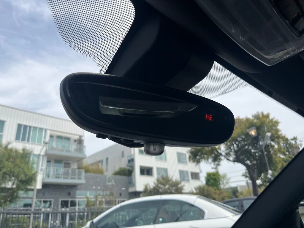 Used 2018 BMW M2 image 23