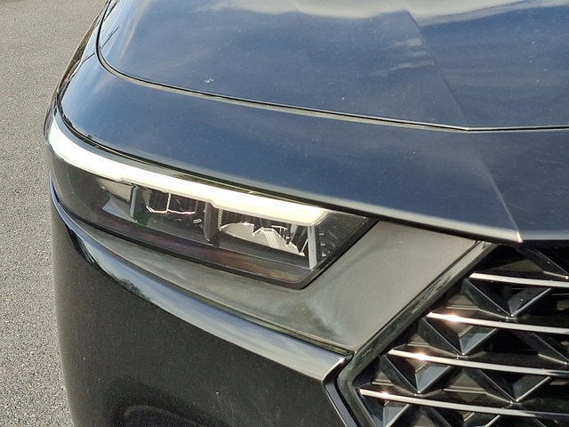 Certified 2023 Honda Accord LX image 9