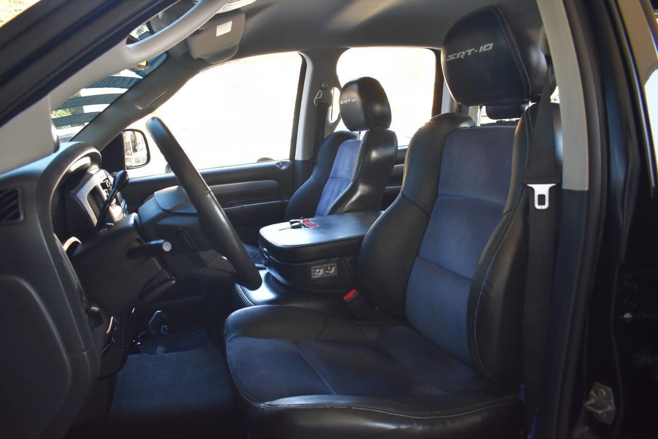 Used 2005 Dodge Ram 1500 Truck 2WD Quad Cab image 38