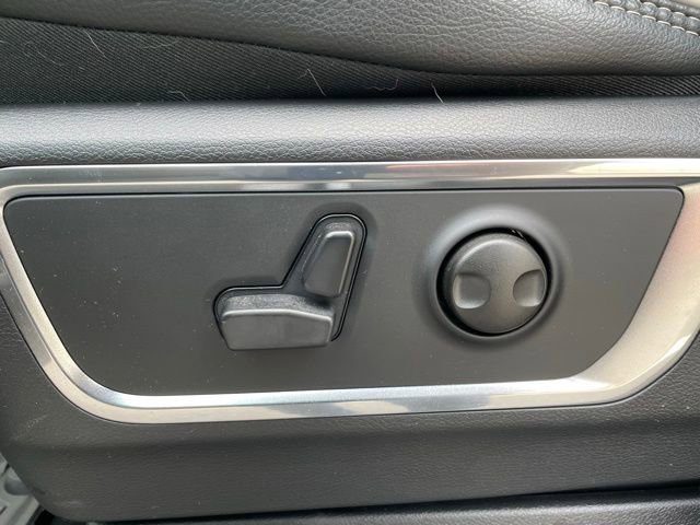 Used 2026 RAM 1500 Laramie w/ Sport Appearance Package image 10