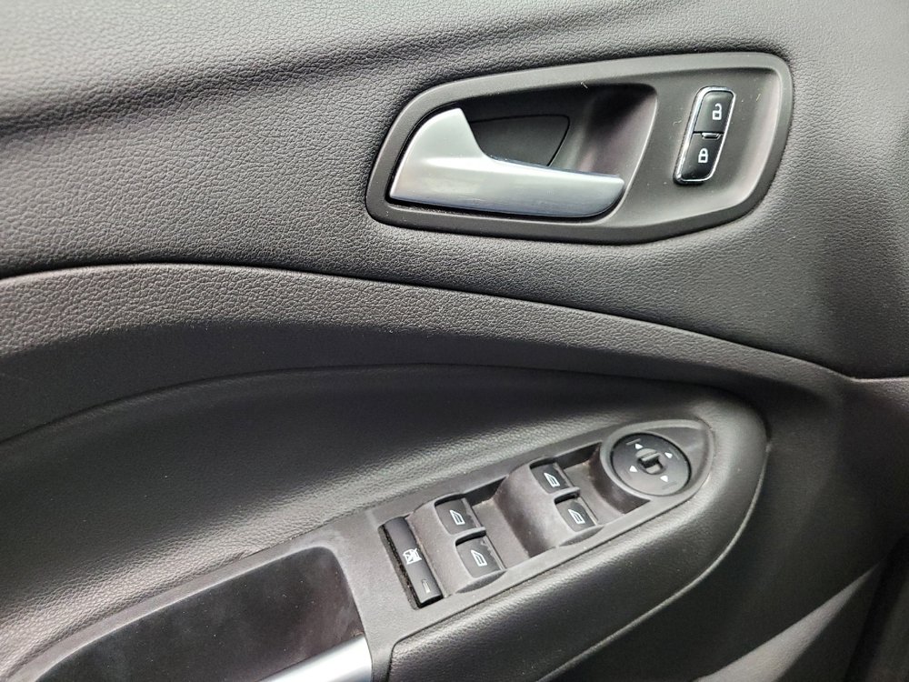 Used 2016 Ford Escape SE w/ Equipment Group 201A FWD image 27