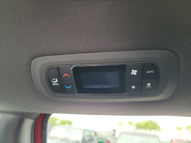 Used 2025 Chrysler Voyager LX FWD image 12