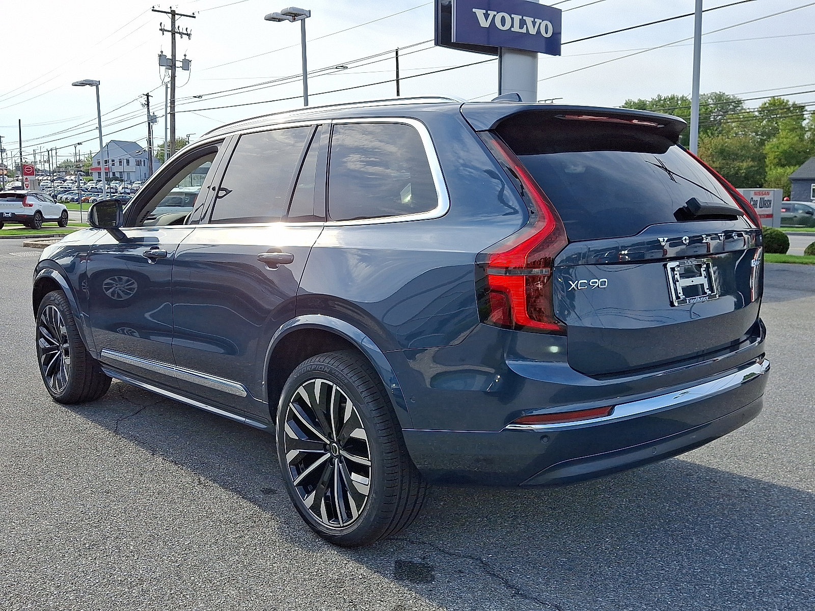 New 2026 Volvo XC90 B6 Ultra image 3