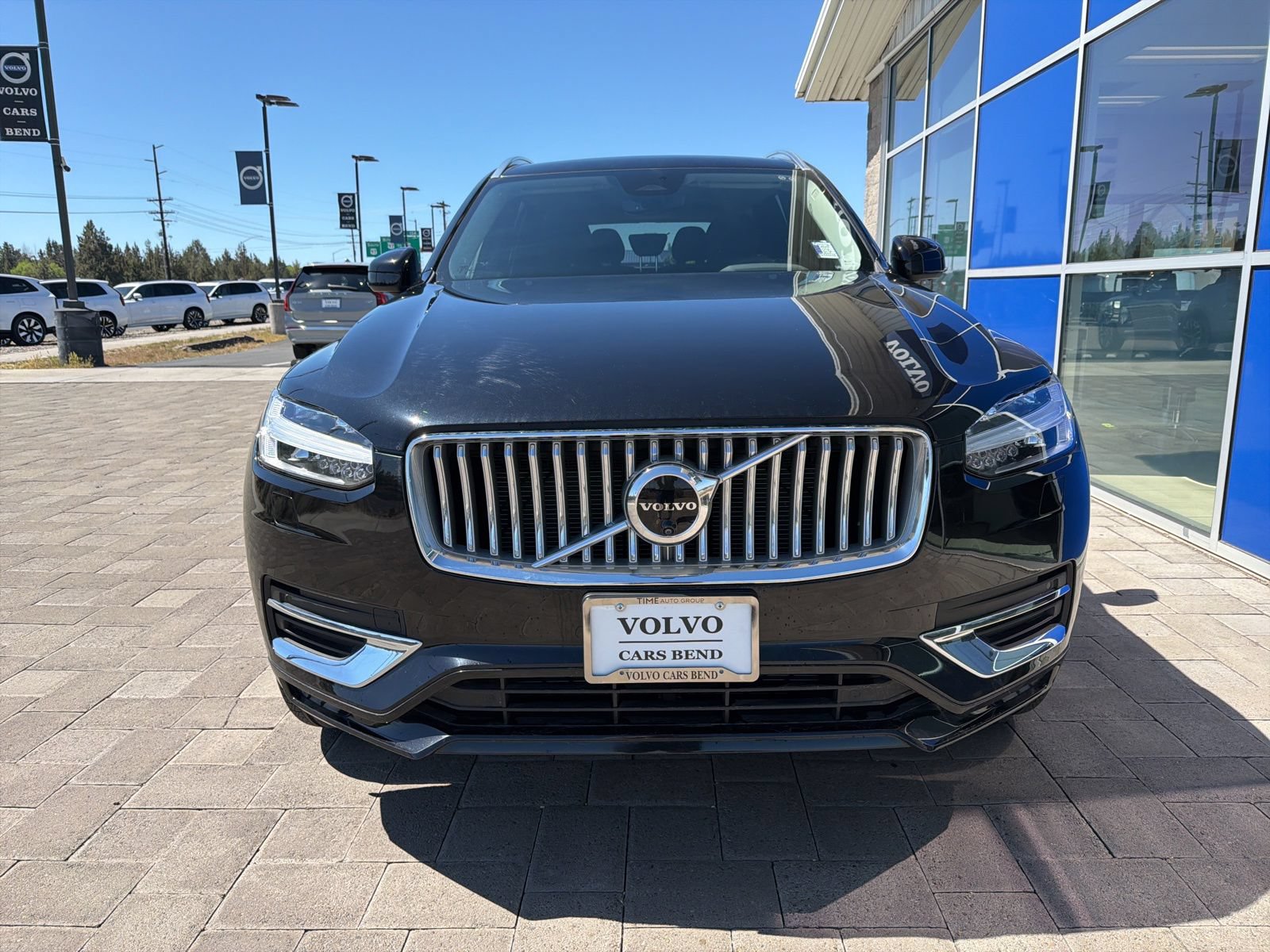 Used 2025 Volvo XC90 B6 Plus AWD/4WD image 3