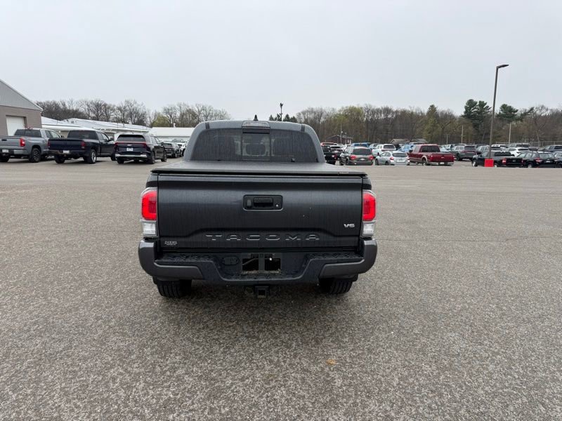Used 2020 Toyota Tacoma TRD Sport image 7