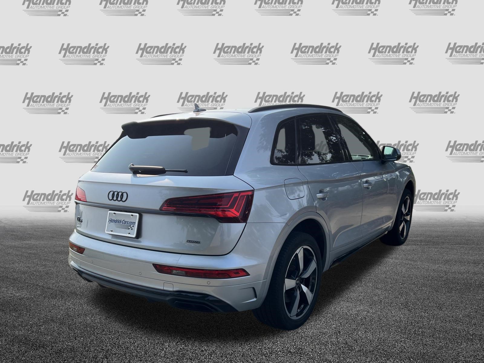 Used 2022 Audi Q5 2.0T Premium Plus w/ Premium Plus Package AWD/4WD image 10
