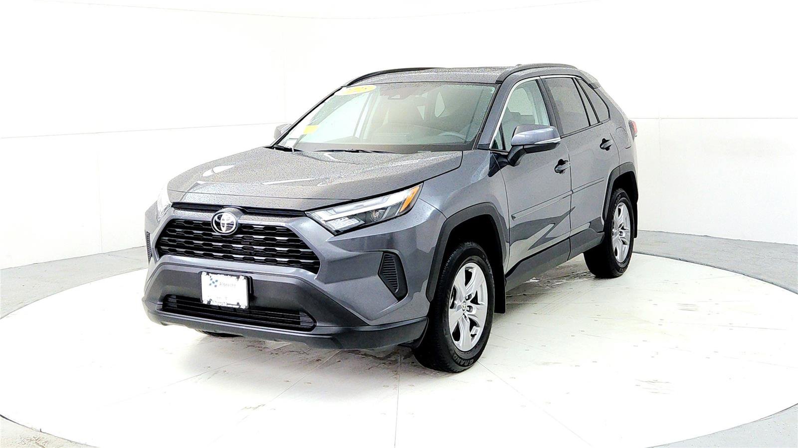 Used 2025 Toyota RAV4 XLE w/ Convenience Package image 2