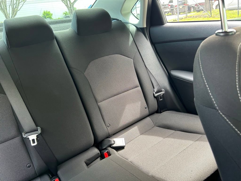 Used 2024 Kia Forte LXS w/ LXS Technology Package FWD image 15