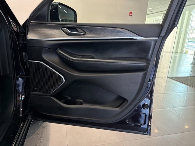 Used 2022 Jeep Grand Cherokee L Limited w/ Luxury Tech Group II image 55