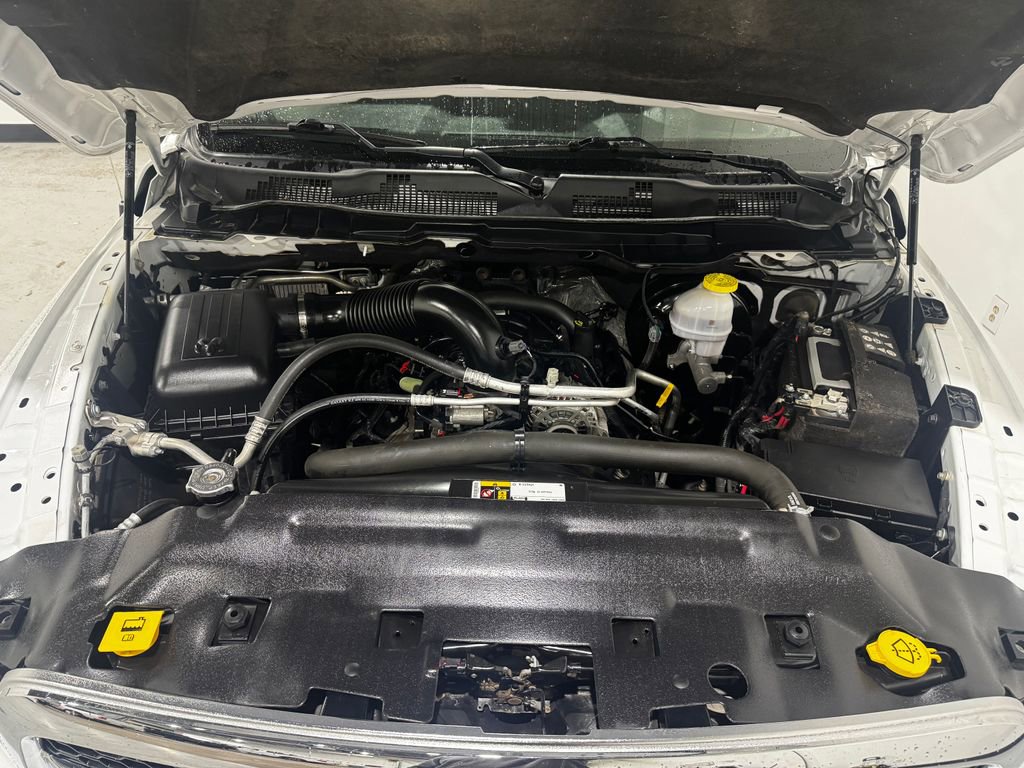 Used 2022 RAM 1500 Classic SLT image 11