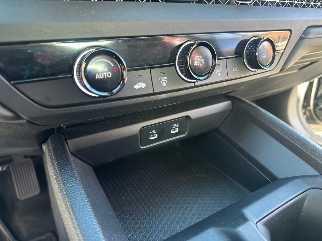 Used 2025 Honda Accord LX image 19