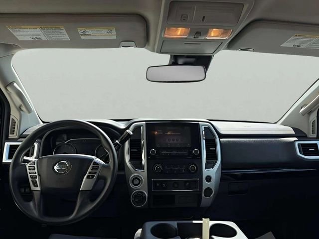Used 2021 Nissan Titan SV AWD/4WD image 7