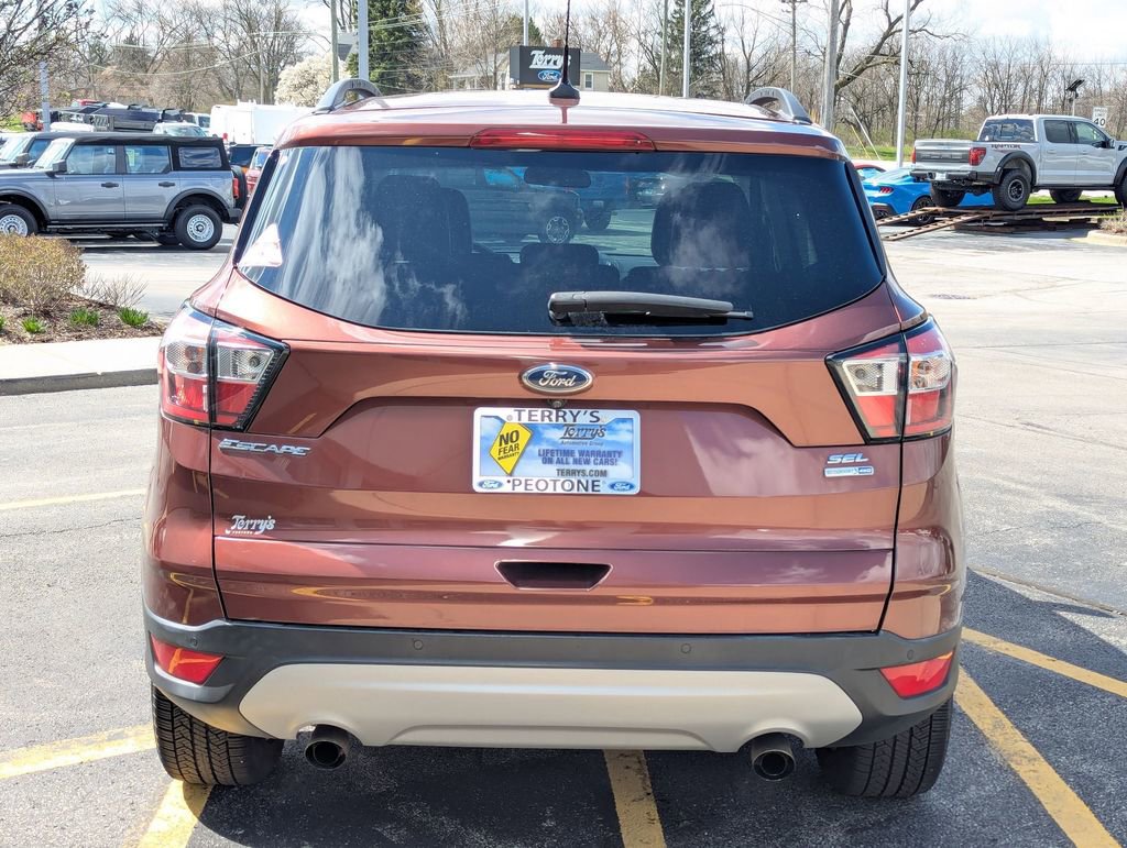 Used 2018 Ford Escape SEL image 4