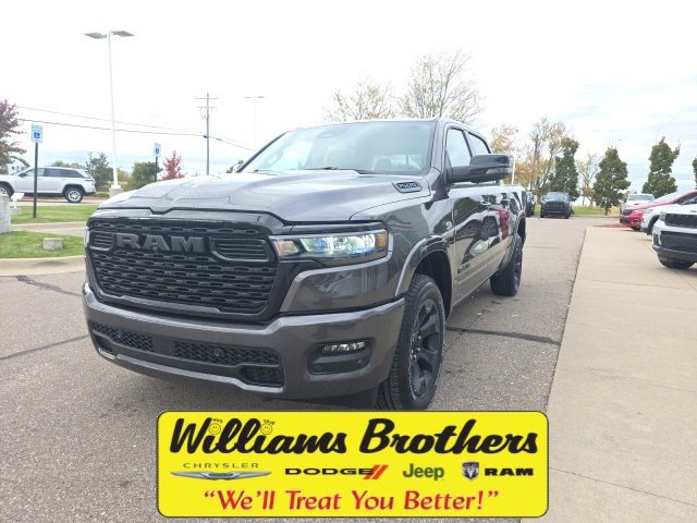 New 2026 RAM 1500 4x4 Crew Cab video 1