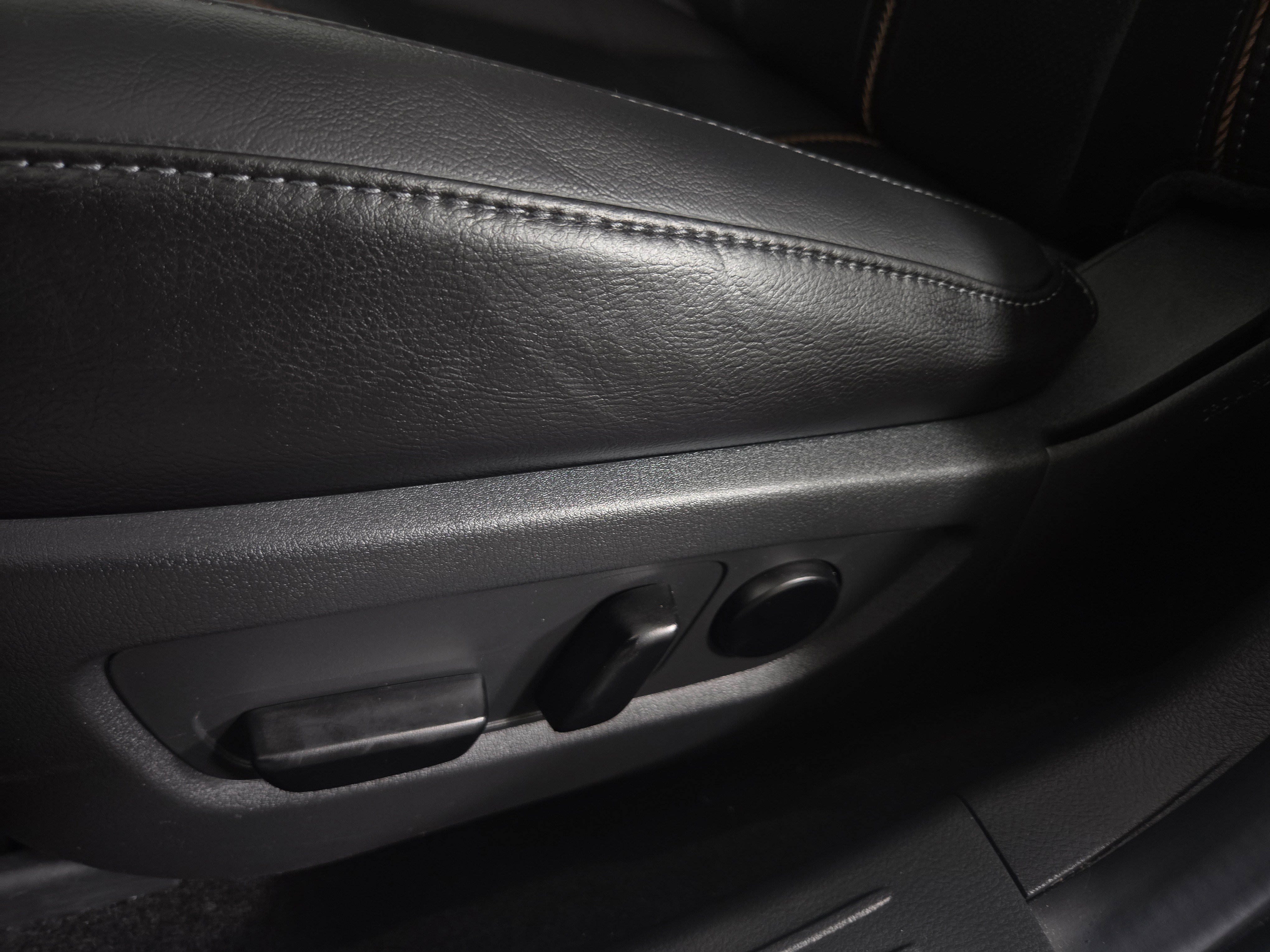 Used 2025 MAZDA CX-50 AWD 2.5 S w/ Premium Plus Pkg image 31