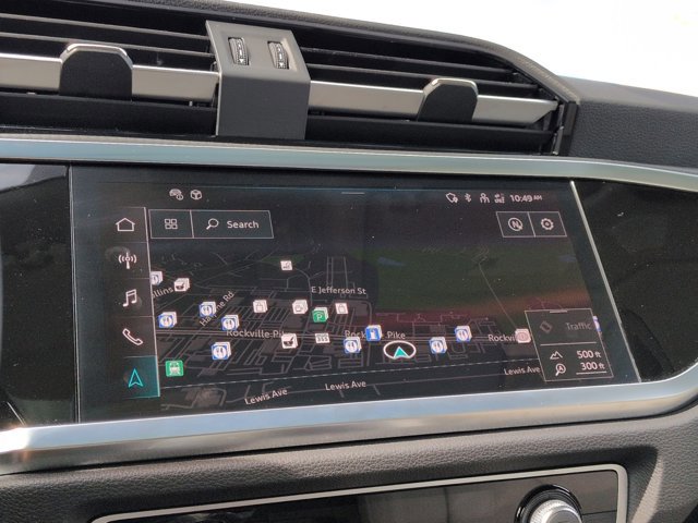 Used 2024 Audi Q3 2.0T Premium Plus image 13