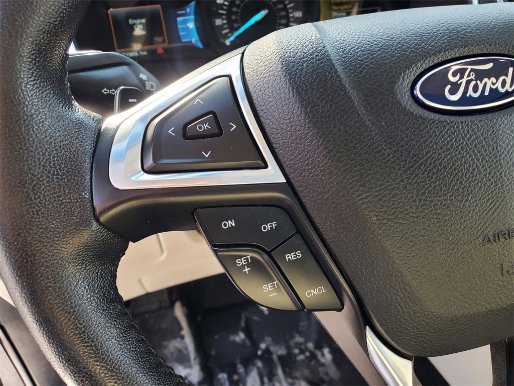 Used 2016 Ford Edge Titanium w/ Equipment Group 301A image 16