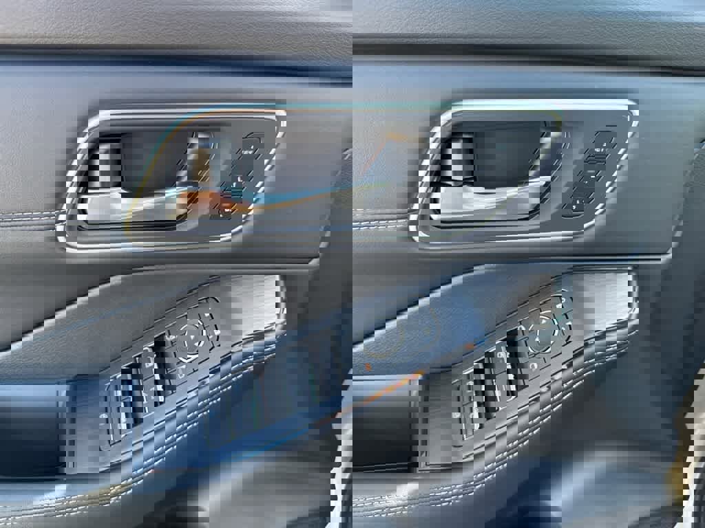 New 2026 Nissan Rogue Platinum w/ Platinum Premium Package image 10