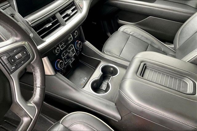 Used 2021 Chevrolet Suburban Premier w/ Premium Package RWD image 19