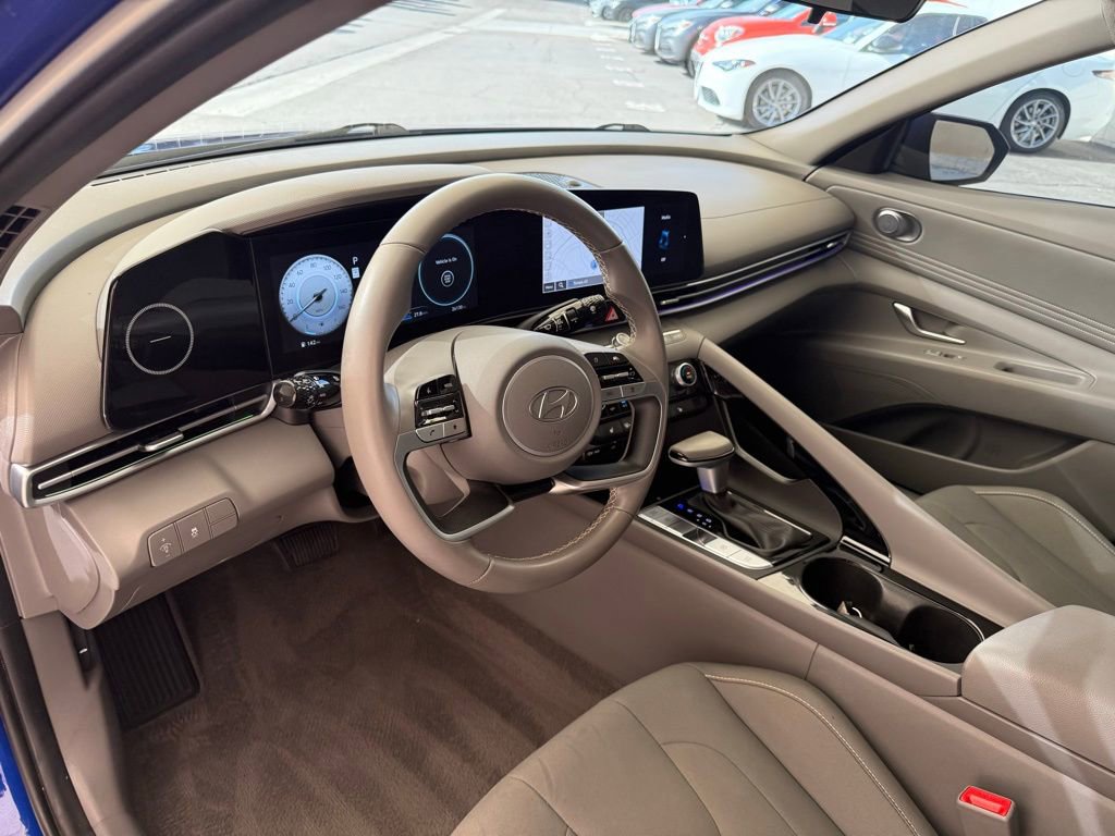 Used 2024 Hyundai Elantra SEL w/ Convenience Package FWD image 34