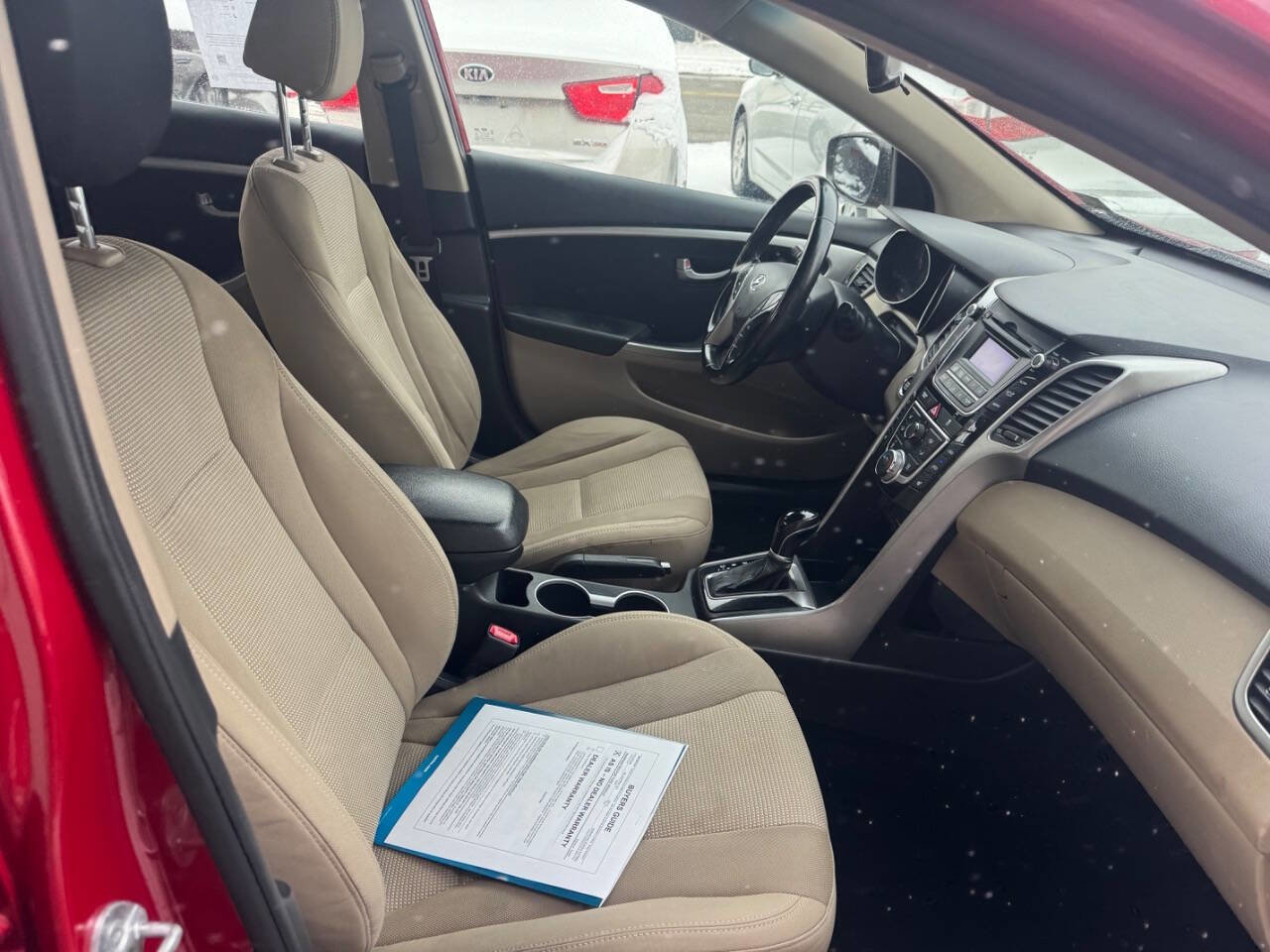 Used 2013 Hyundai Elantra GT w/ Touch & Go Pkg FWD image 24