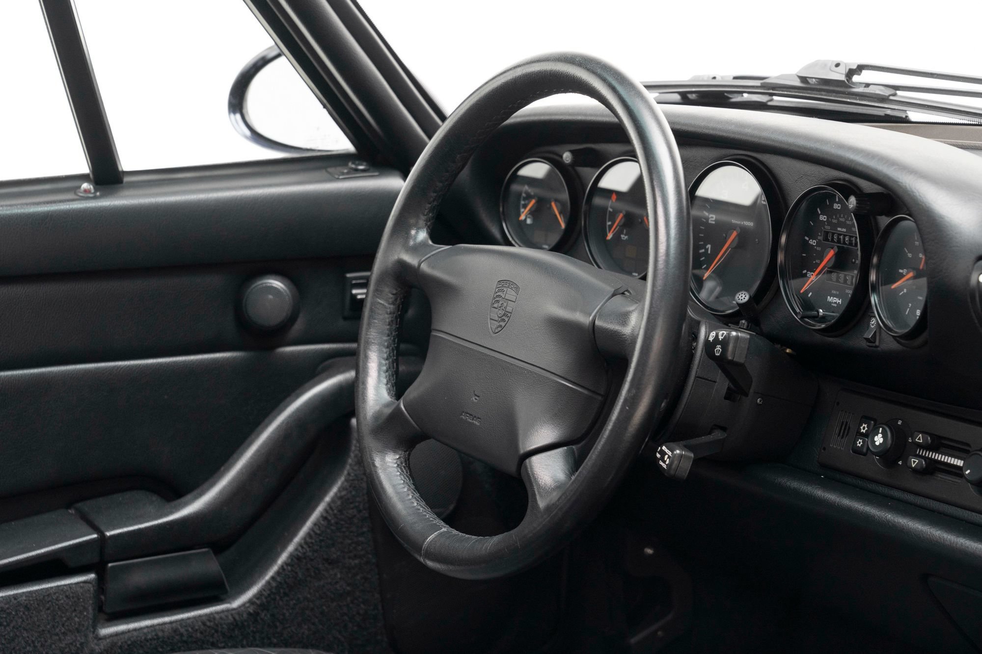 Used 1996 Porsche 911 Carrera 4S AWD/4WD image 36