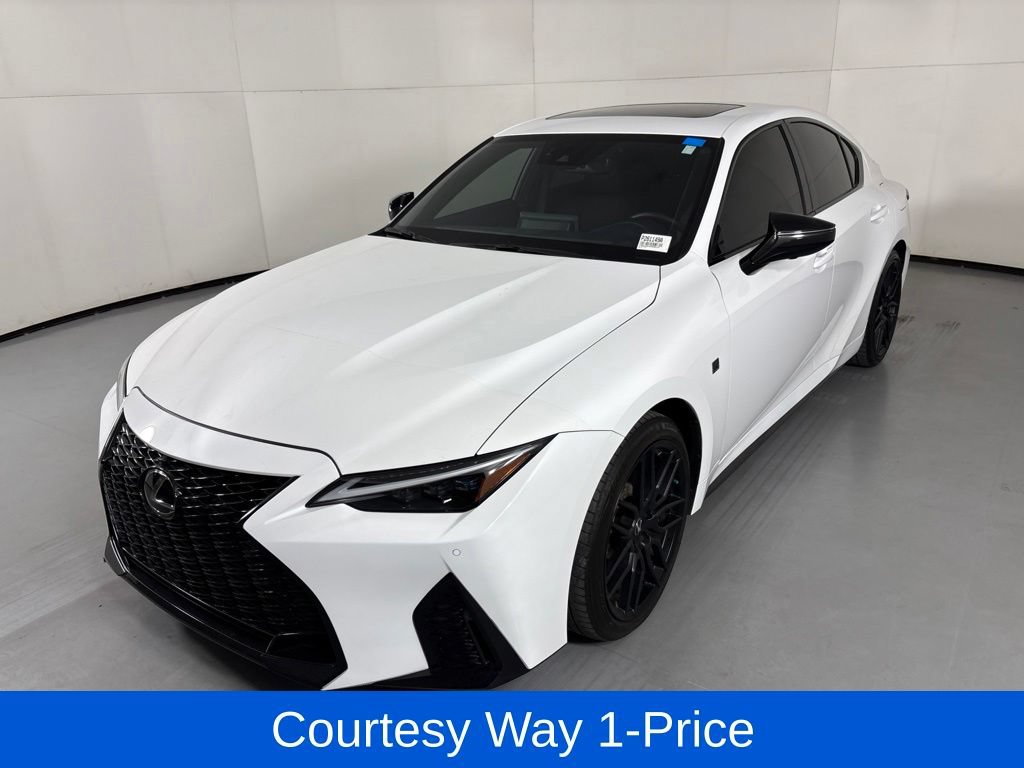 Used 2024 Lexus IS 500 RWD image 5