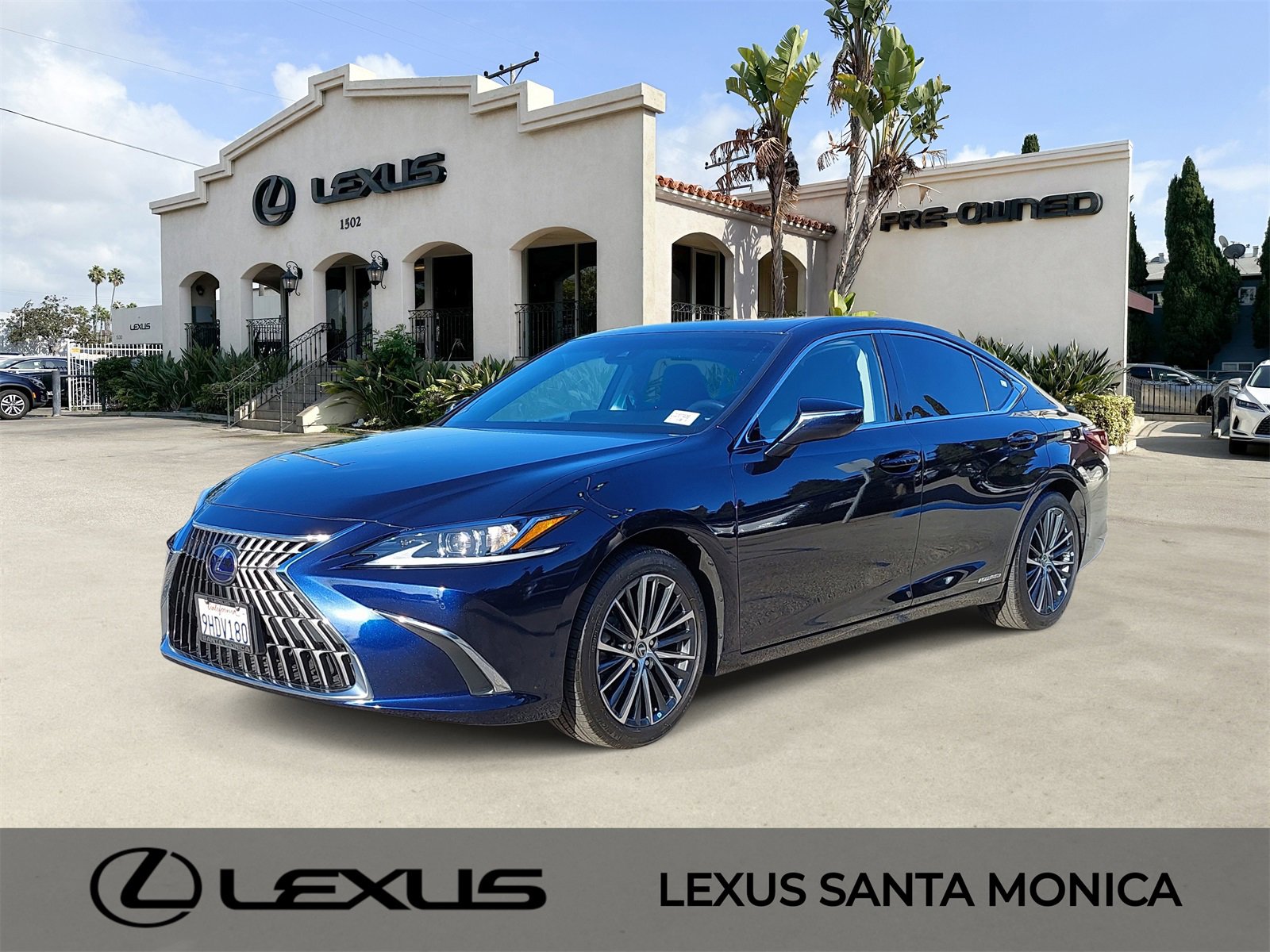 Used 2022 Lexus ES 300h w/ Premium Package