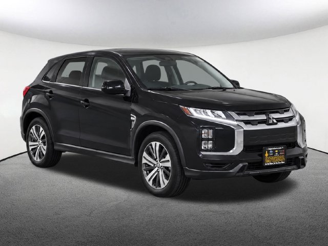 Used 2022 Mitsubishi Outlander Sport ES FWD image 2