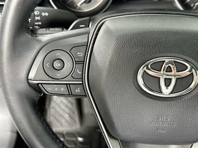 Used 2022 Toyota Camry SE FWD image 19