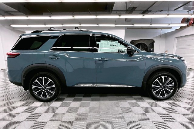 New 2026 Nissan Pathfinder Platinum w/ Lighting Package AWD/4WD image 20
